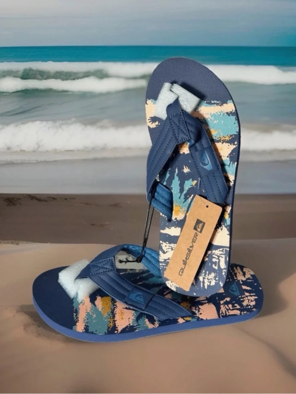 Quiksilver Foundation Men’s Size 9 Flip Flops Sandals. Navy Sunset Print. New